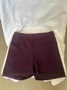 High-Waist Plum Active Yoga/Biking Shorts - Women